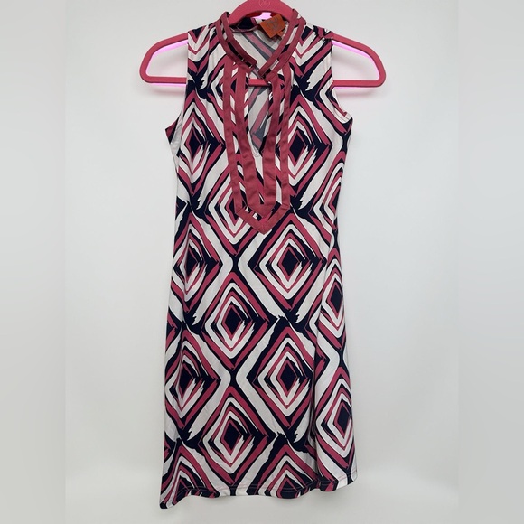 Tracy Negoshian Dresses & Skirts - NWT Tracy Negoshian Navy Blue /Pink/ White Geometric Pattern Sleeveless Dress